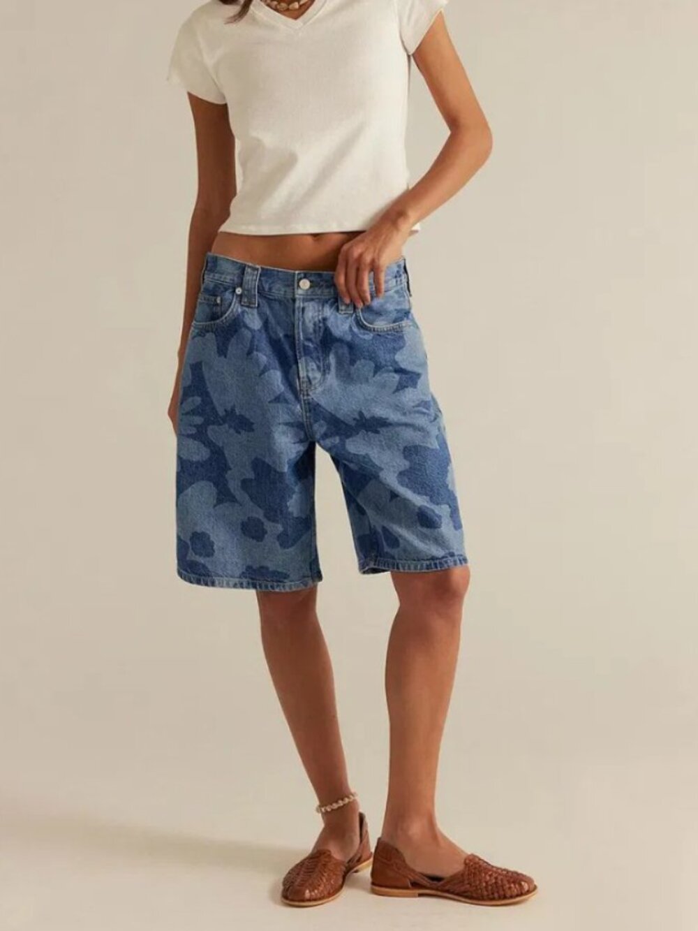 We The Free Montana Blue Floral Printed Denim Bermuda Shorts 28